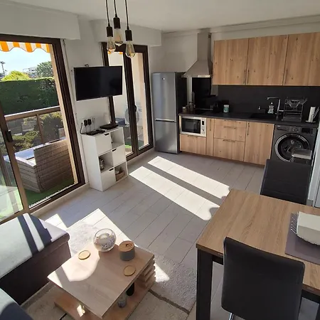 Appartement Superbe T2 - 200m De La - Piscine - Parking