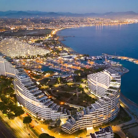 Superbe T2 - 200m De La - Piscine - Parking Apartment Villeneuve-Loubet